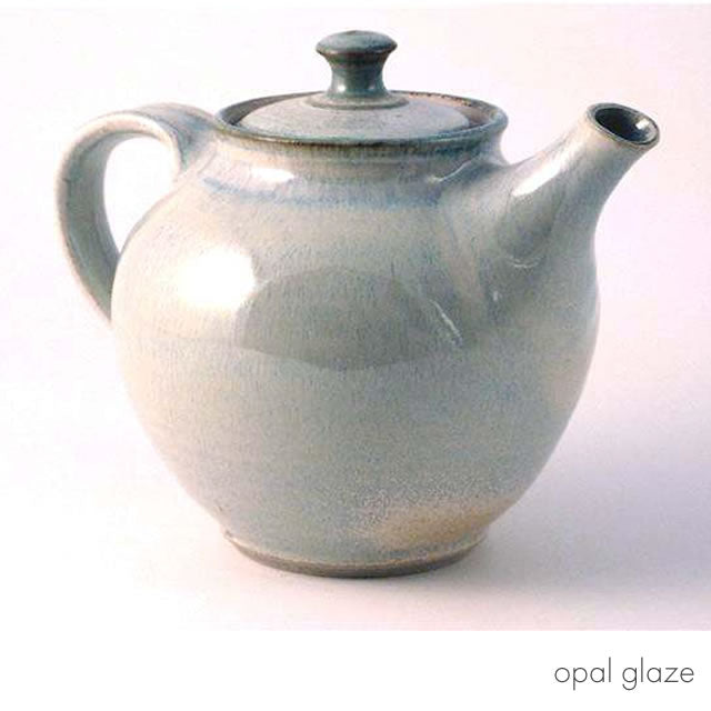Medium round teapot